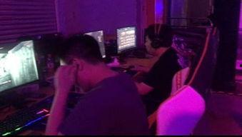 宅舞吃瓜,揭秘二次元世界的欢乐与争议